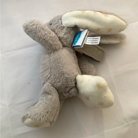 Dreamy hugginz Cloud B grey white and yellow stars lullaby plush rabbit - Picture 4 of 7